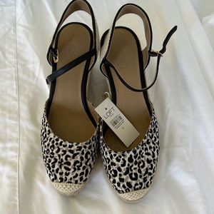 New with Tags- Loft Wedges size 9